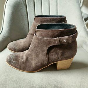 VINCE - SUEDE LEATHER ANKLE BOOTS - Size 10.5